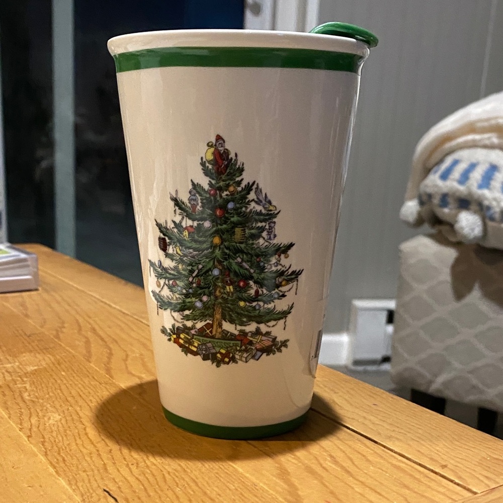 Spode Festive Christmas Tree Ceramic Travel Mug Tumbler with Green Trim
